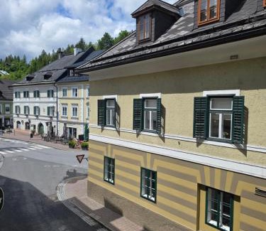 Bad Aussee Apartamento | Ausseer AusZeit - beim Meranplatz