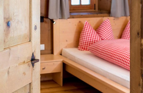 Valle di Casies Apartamento | Ausserharmerhof App Anno 1556
