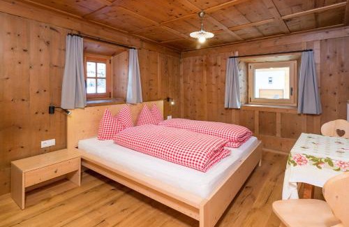 Valle di Casies Apartamento | Ausserharmerhof App Anno 1556