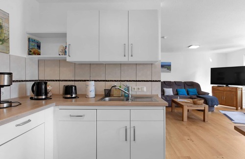 Warwerort Apartamento | Austernfischer by Interhome