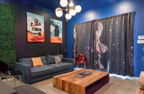 East Cesar Chavez Casa | Austin 5BR Icon Mansion 6min to RaineySt