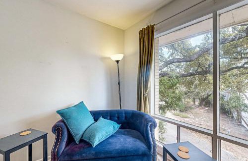 Highland Park West Apartamento | Austin Hillside Haven