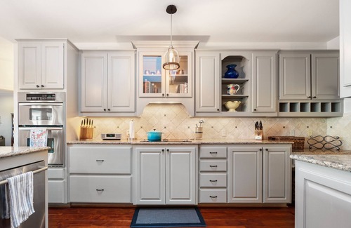 Austin Casa | Austin Hillside Hideaway- 2 Acre Lot, Private Pool + Close to Austin!
