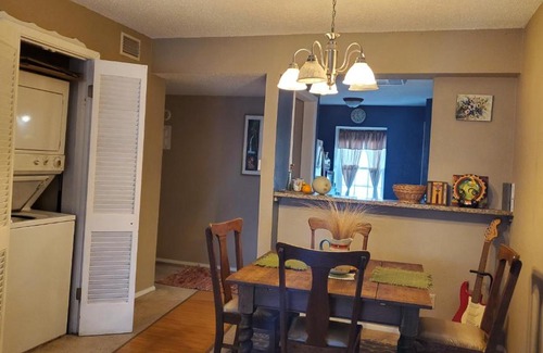 North Shoal Creek Casa | Austin Home Stay