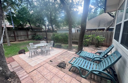 North Buttercup Creek Casa | Austin ,Tx suburb in the Heart of Cedar Park , Toddler friendly 4 bedroom home.