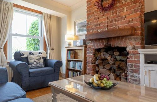 Reydon Casa | Australis, a charming and cosy cottage in Southwold