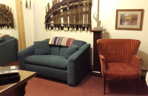 Winamac Cabina | AUSTRIAN ROOM Individual Rental