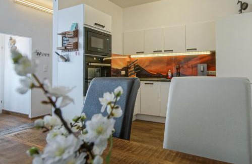 Leoben Apartamento | AusZeit Steiraland 8 mit überdachten Balkon und Parkplatz