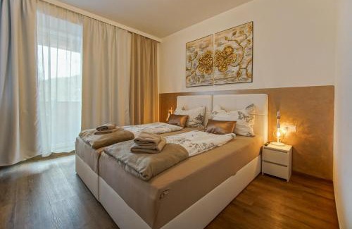 Leoben Apartamento | AusZeit Steiraland 8 mit überdachten Balkon und Parkplatz