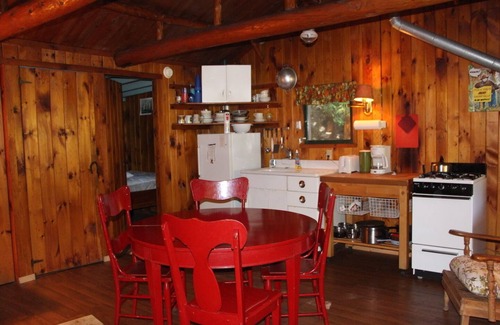 Saranac Lake Cabina | ***** Authentic Adirondack Waterfront Cabin, Se aceptan mascotas 2 dormitorios 1 baño *****