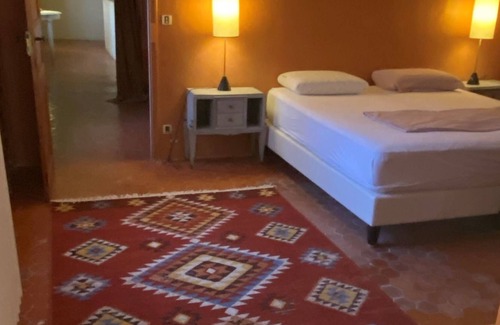La Farlede Casa | Authentic and spacious Provencal building