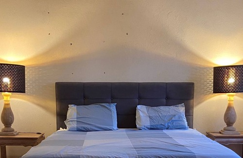 La Farlede Casa | Authentic and spacious Provencal building