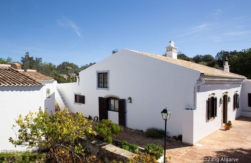 Quinta das Raposeiras Villa | Auténtica quinta con piscina en grandes terrenos.