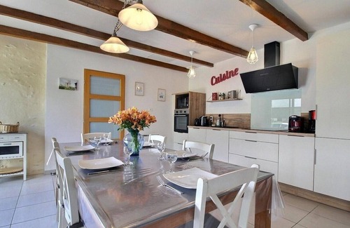 Ploneour-Lanvern Casa | Auténtica casa de campo bretona en el campo, cerca de los servicios y del mar.