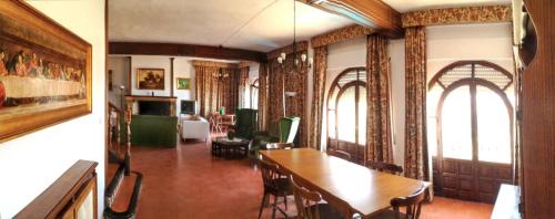 Grazalema Chalet De Esquí | Authentic Chalet in Grazalema with Private Pool