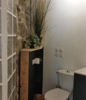 Larajasse Casa | Authentic & charming Loft Workshop Monts Lyonnais