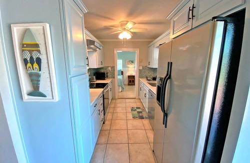 Villa Primera Casa | Auténtico, Florida Cottage a pocos pasos de todo