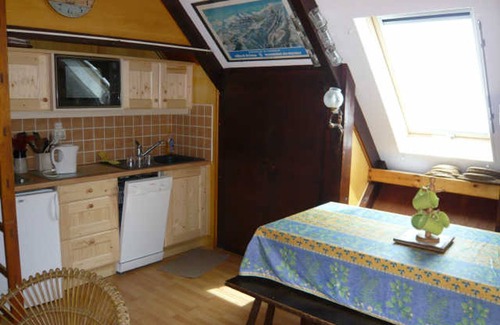 Correncon-en-Vercors Chalet De Esquí | Chalet Auténtico Cerca de Pistas y Senderos