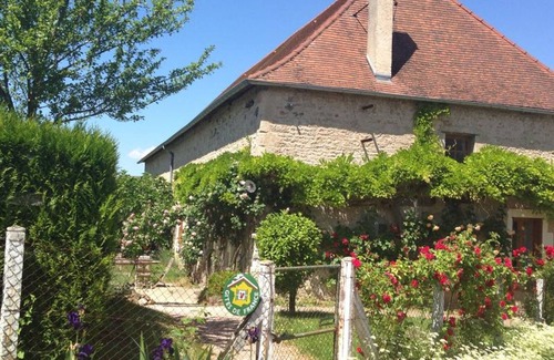 Saint-Etienne-de-Vicq Cabaña | Casa rural auténtica con piscina compartida, jardín y wifi en Saint-Étienne-de-Vicq