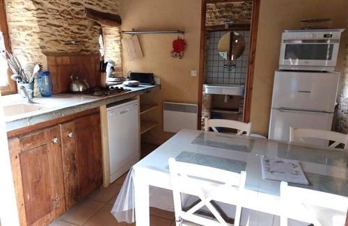 Proissans Cabaña | Authentic little Périgord house with saltwater swimming pool on the outskirts of SARLAT