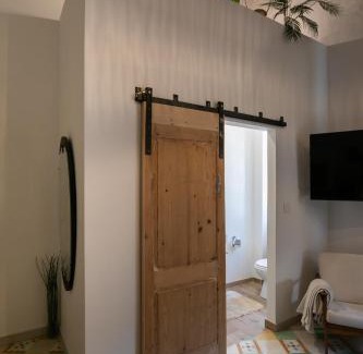 Zejtun Casa | Authentic Maltese 2-bedroom House with Terrace