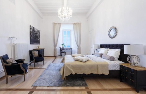Montreux Apartamento | Authentic Middle Ages apartment in the Castle
