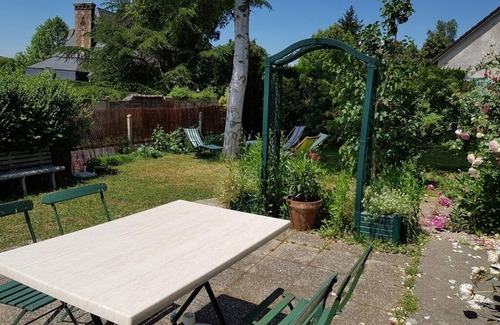 Montfort-sur-Risle Casa | Authentic Normandy farmhouse in a village: spa, nature & wifi