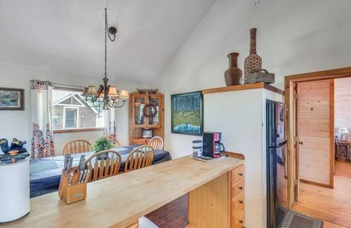 North Fork Cabina | Authentic North Fork Cabin w/ Dock & Private Deck!
