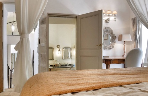 Menerbes Otro | Auténtica casa de campo en Luberon, Provenza, recientemente renovada, piscina privada