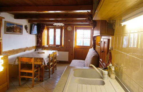Les Eucherts Chalet De Esquí | Auténtico chalet de Saboya al pie de las pistas en Francia / Italia resort