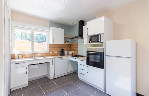 Thenon Casa | Authentic Stay in Dordogne – Comfortable Gîte with Heated Pool