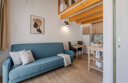 Sao Mamede de Infesta Casa | Authentic Studio 12 with Terrace by HostWise
