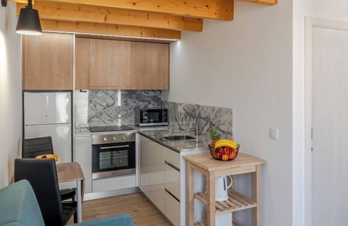 Sao Mamede de Infesta Casa | Authentic Studio 12 with Terrace by HostWise