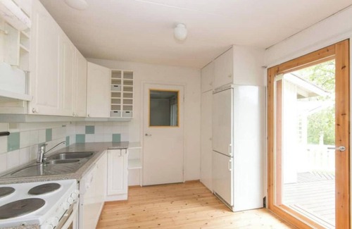 Rovaniemi Casa | Authentic Wooden House with a Real Snow Igloo