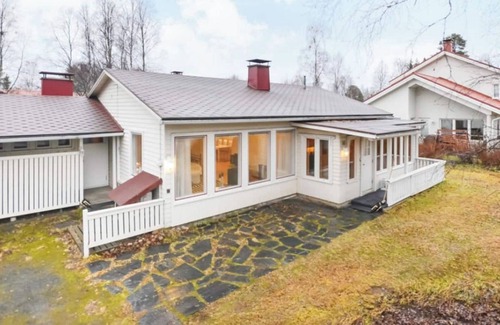 Rovaniemi Casa | Authentic Wooden House with a Real Snow Igloo