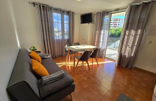Camara de Lobos Apartamento | Autonomia House I