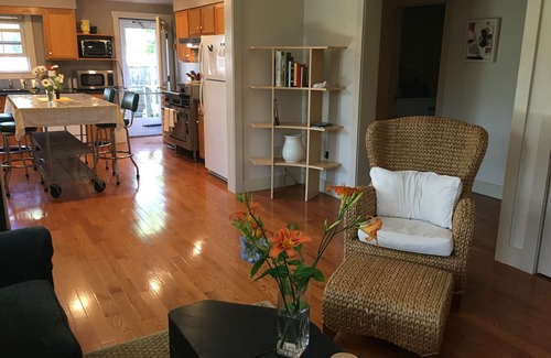 Nantucket Town Apartamento | Bicicleta a la playa 7 minutos !! ¡El verano ya casi está aquí!