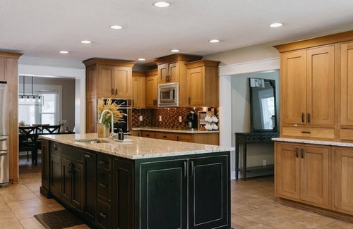 Greater South Side Casa | Autumn Escape: Spacious Home with Hot Tub