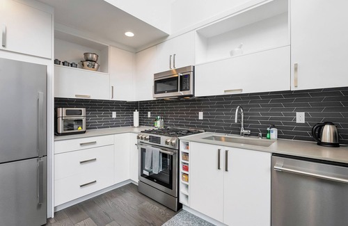 North Beacon Hill Apartamento | Autumn Leaves in Jefferson Park