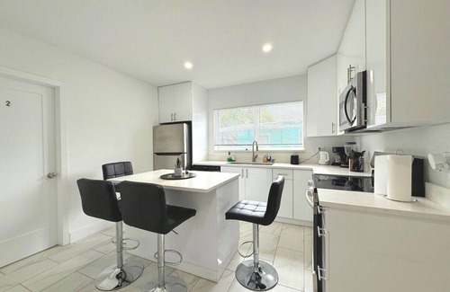Wynwood Art District Apartamento | Autumn Promotion! Modern Townhouse in Wynwood/Midtown