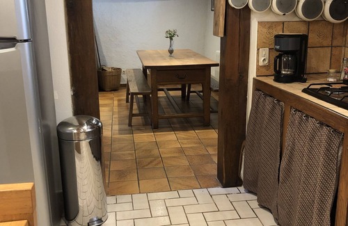 Saint-Alyre-es-Montagne Cabaña | Auvergne Puy de Dome 3 cómodas cabañas con piscina climatizada de junio a septiembre