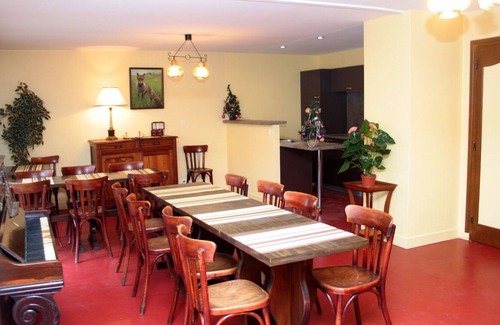 Saint-Sauves-d'Auvergne Cabaña | Auvernia Sancy Cottage 06-15 pers 4 kilometros 9 kilometros La Bourboule Mont-Dore