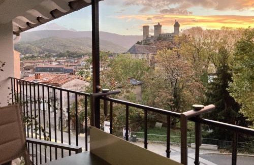 Foix Apartamento | AUX 4 LOGIS - Studio Le Roof - Une vue splendide - Petit déjeuner offert 1ère nuit