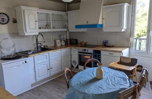 Mesnil-Val-Plage Apartamento | Aux galets suspendus