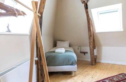 Tremblay-les-Villages Apartamento | Aux Roses et aux Poutres - Jardin - Arrivée Autonome