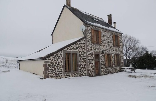 Saint-Alyre-es-Montagne Casa | Auzolles - Saint-alyre-es-montagne