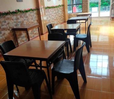 Legazpi Hotel | Auzone Inn Budget Hometel