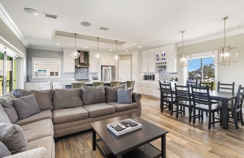 Port St. Joe Casa | AVAIL 9/27-10/4 -5 NGT MINIMUM! GULF FRONT 9BD/9.5BA, 3 LIVING AREAS, ELEVATOR, POOL!