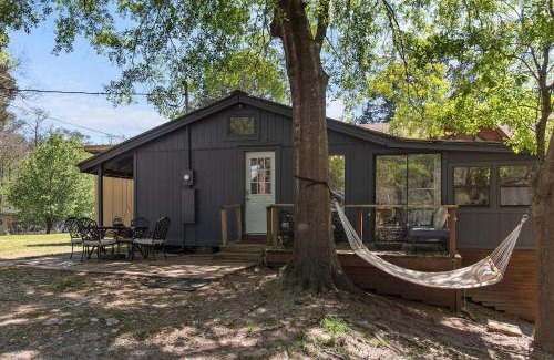 Shreveport Casa | Avail This Weekend, Lakefront, Kayaks