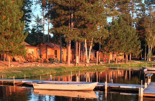 St Germain Cabaña | Available July 9-16, 2023 Fresh clean 2 bedroom cabin on Little St Germain Lake